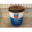 画像1: Chevron Oil cans (1)